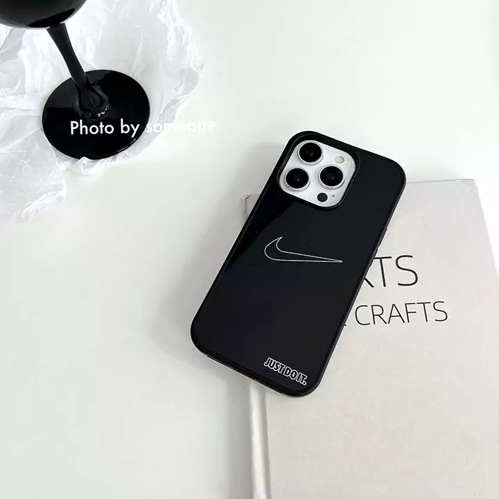 nike iphone 17 pro maxケース MagSafe