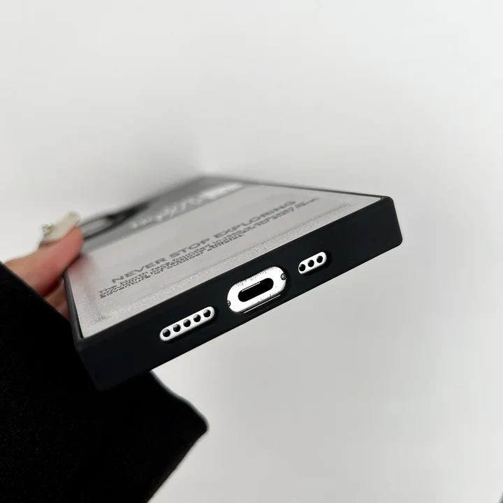 ノース フェイス iphone 17 proケース サフィアーノレザー