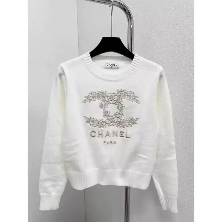 CHANEL 秋冬服 暖かい