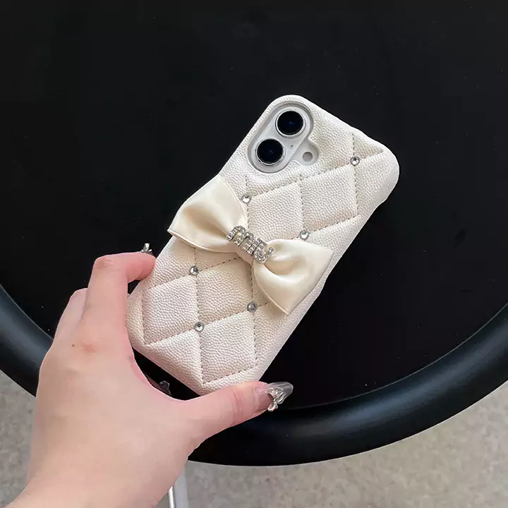 miu miu iPhone16ケース ラインストーン付き