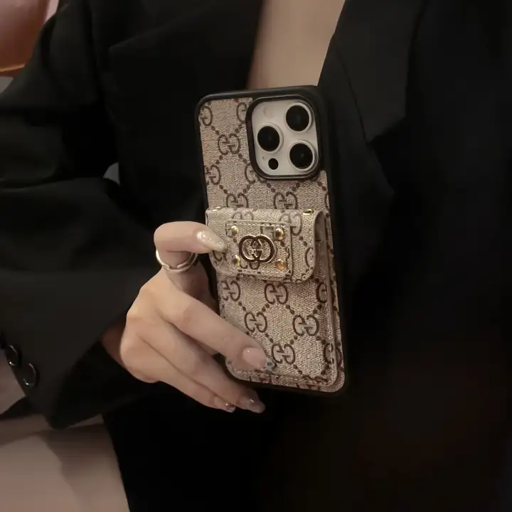 VUITTON iphone16 proカバー めくる カード収納