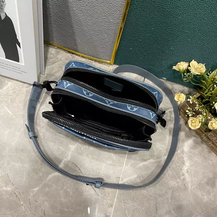 ルイヴィトン バッグ チップ付き