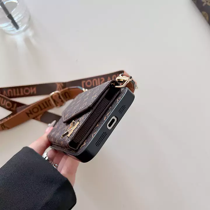 ルイヴィトン iphone16ケースストラップ