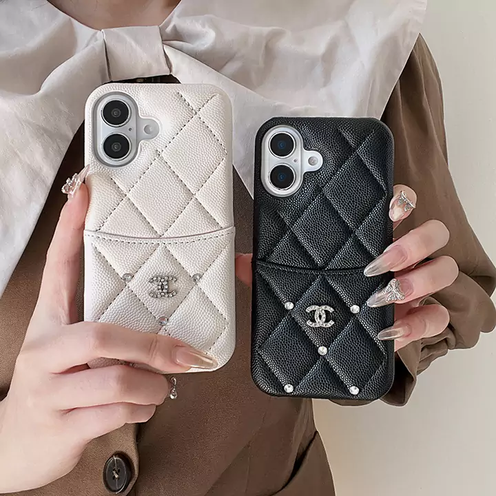 chanel iphone16 proケース ラインストーン付き