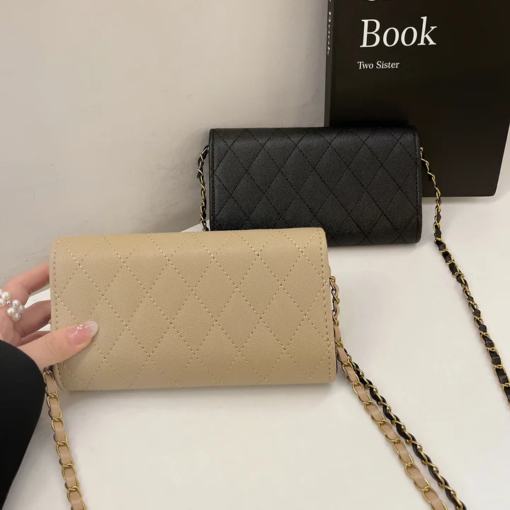 Chanel マドモアゼル バッグ
