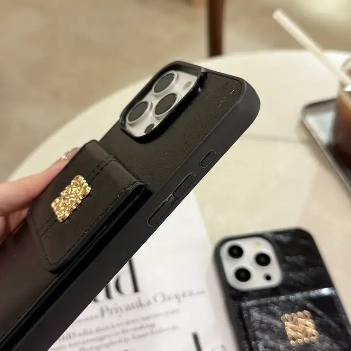 ロエベ iphone17ケース ショルダーストラップ付き