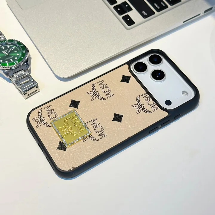 エムシーエムiphone17proスマホケース 金属ロゴ