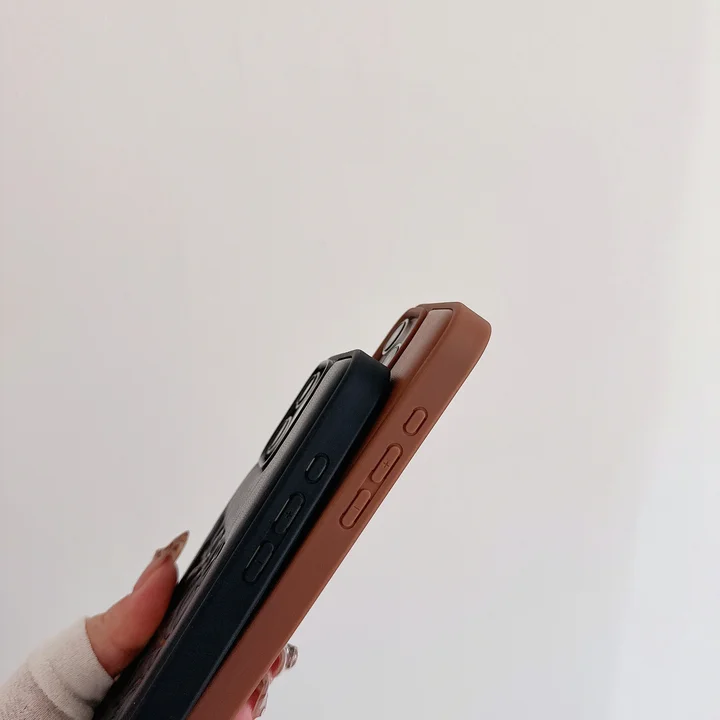 ロエベ iphone17proスマホケースアナグラム
