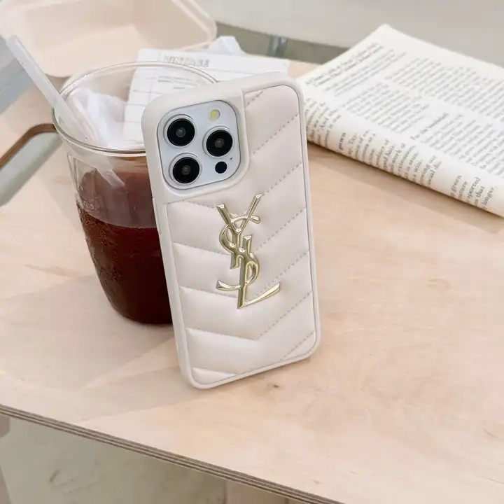 イヴサンローランiphone17用ケース