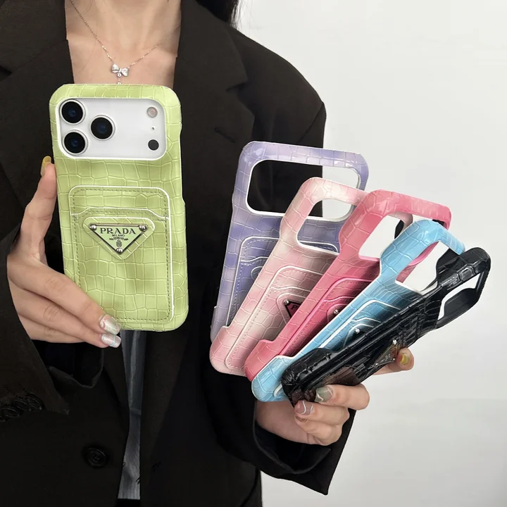 プラダiphone17proスマホケース ワニ柄