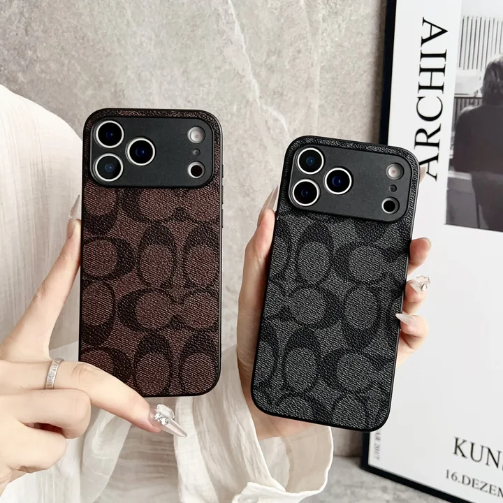 coach iphone17pro携帯カバー