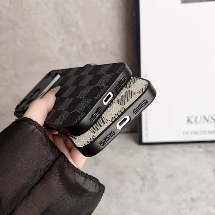 gucci アイフォーン17proレンズケース 一体型