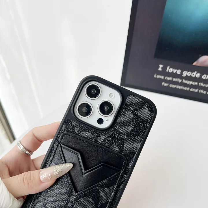 コーチiphone17proケース 背面 収納