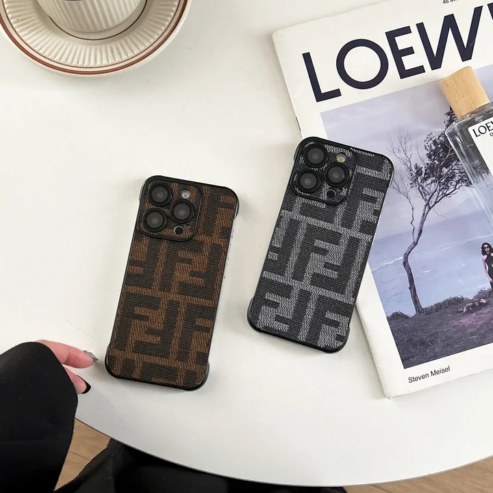 Fendi iphone17ケース薄型 軽量
