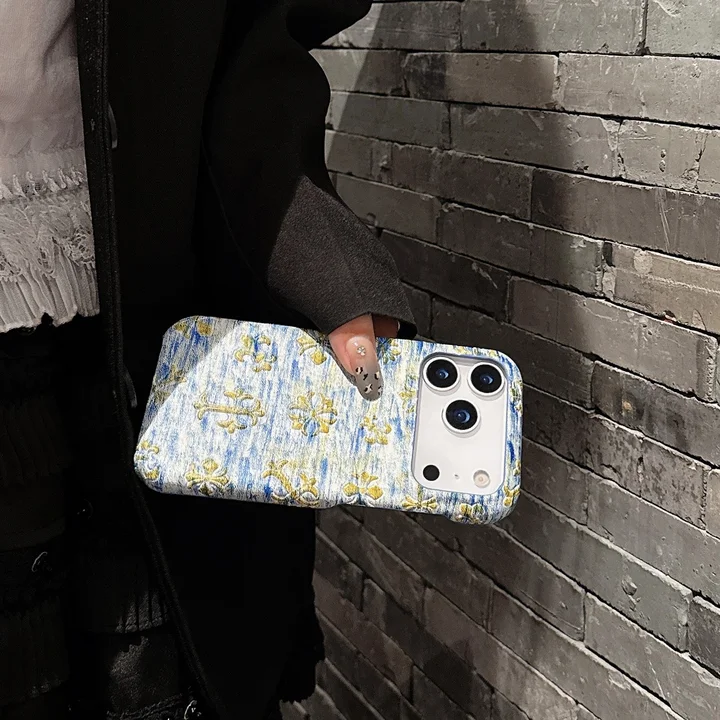 chrome hearts iphone17ケース チャーム