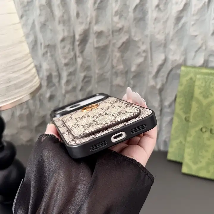 gucci iphone17 pro maxケース お 揃い