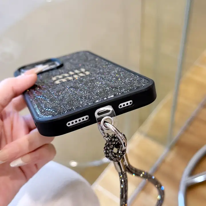 iphoneケース ブランド 人気