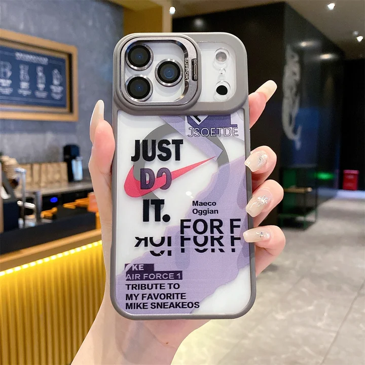 nike iphone17pro携帯ケース レンズスタンド内蔵