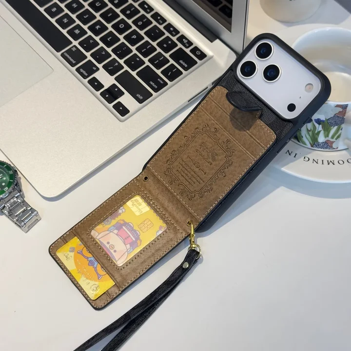Coach iphone17ケース 落下防止 ストラップ付き